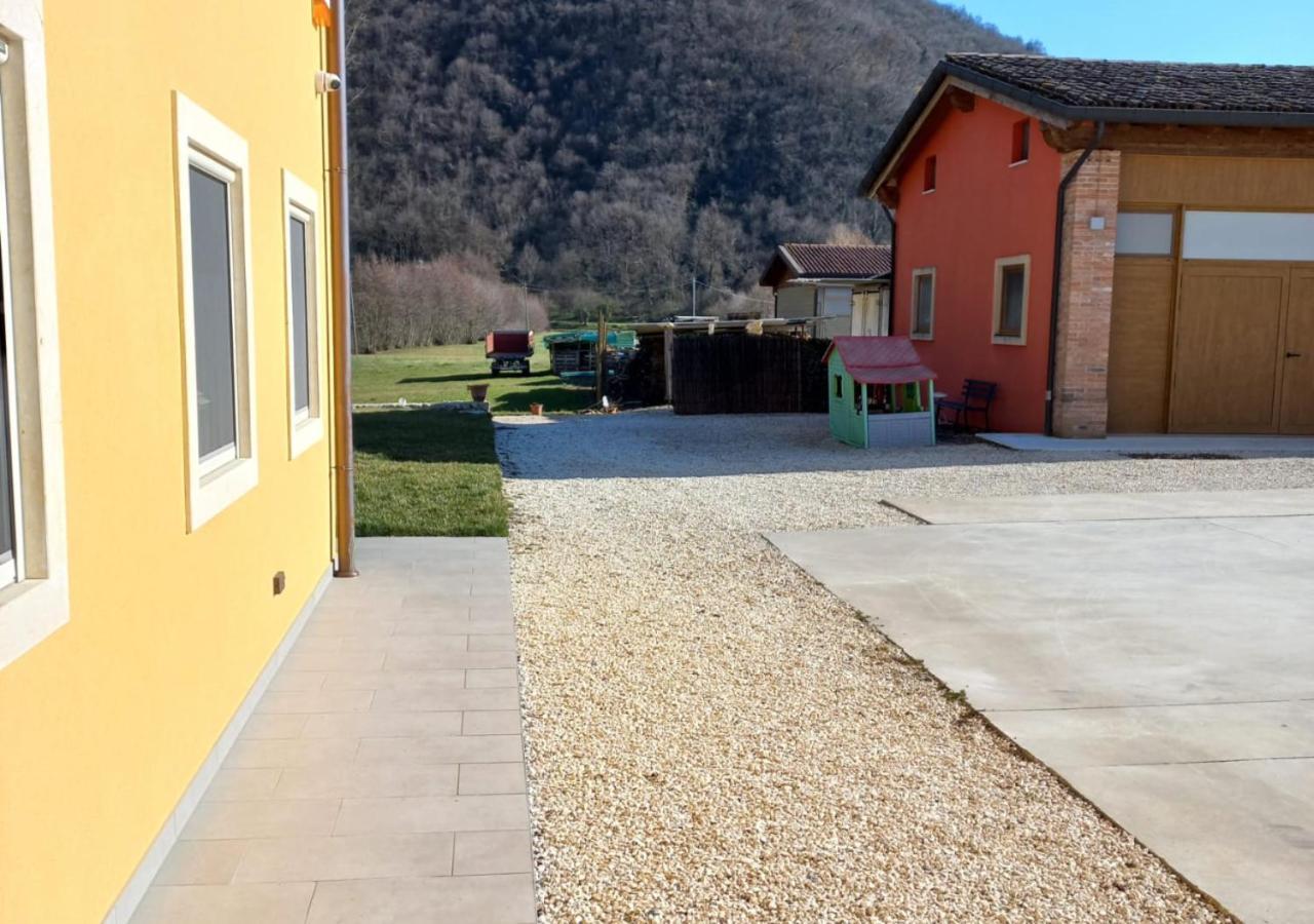 Farm stay Agri-alloggio Le Poscole Al Canton Castelgomberto